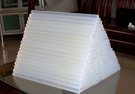 汽車(chē)坐墊復(fù)合機(jī)的復(fù)合性能