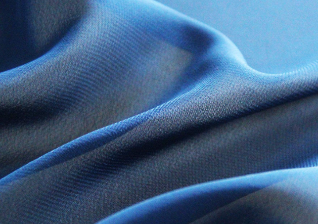 布料復(fù)合用熱熔膠膜怎么使用？